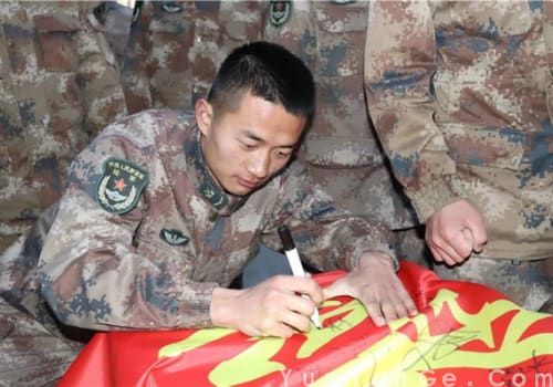 张振虎：退役不褪色，危难显担当。